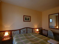 Click here for more images about Hotel Bobbio.