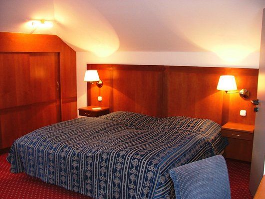 Carlton Hotel, Budapest