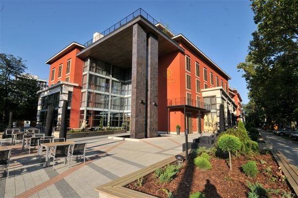 Hotel Divinus, Debrecen