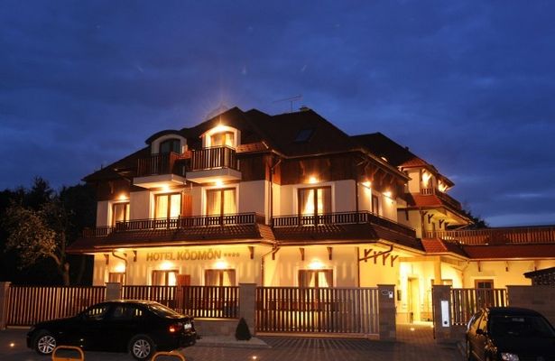 Hotel K&ouml;dm&ouml;n, Eger