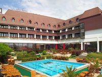 Click here for more images about Hotel Sopron.