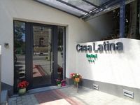 Click here for more images about Casa Latina Hotel.