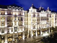 Clicci qui per guardare piú foto su Corinthia Hotel Budapest
