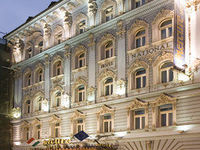 Clicci qui per guardare piú foto su Hotel Nemzeti