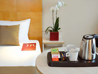 Click here for more images about Mercure Budapest Korona.