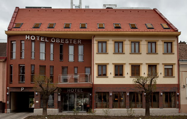 Hotel Óbester, Debrecen