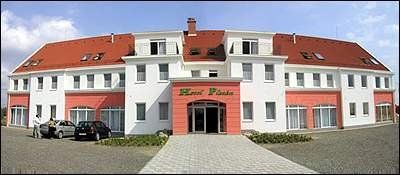 Hotel Platán, Debrecen