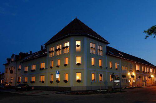Hotel Korona, Eger