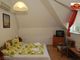 Családi kétszobás lakrész franciaágyas szobája