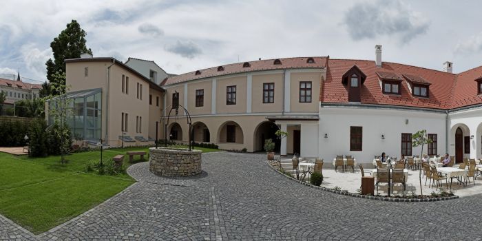 Hotel Historia & Historante, Veszprém