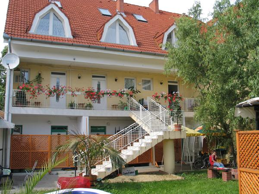 Weinberger Guesthouse, Zamárdi